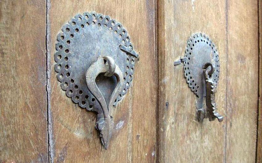 persian knocker